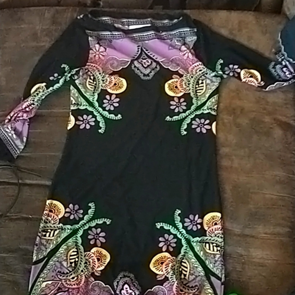 Paisley flower style dress